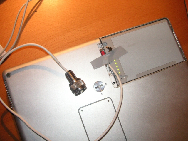Antenna Connection to the Powerbook 12"