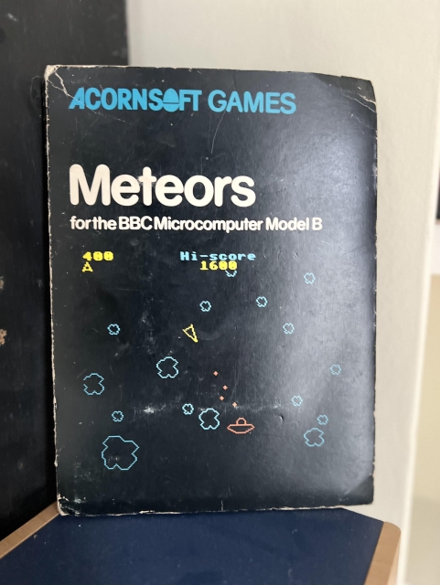 ACORNSEFT GAMES
Meteors
for the BBC Microcomputer Model B
