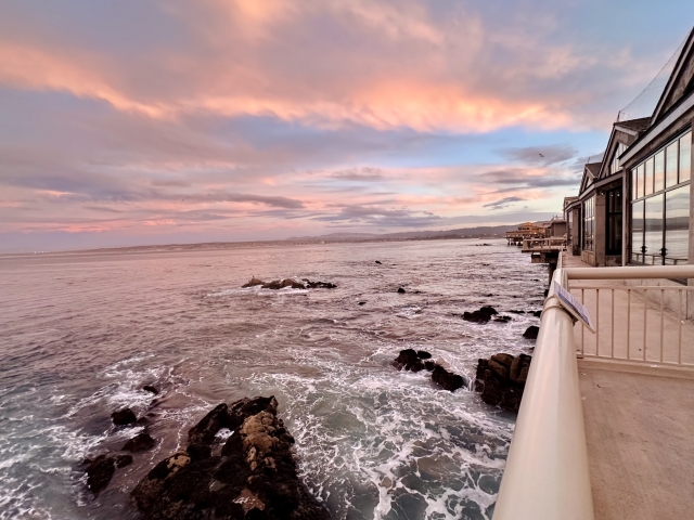  A photo of the bay from the back of Monterey bay aquarium 